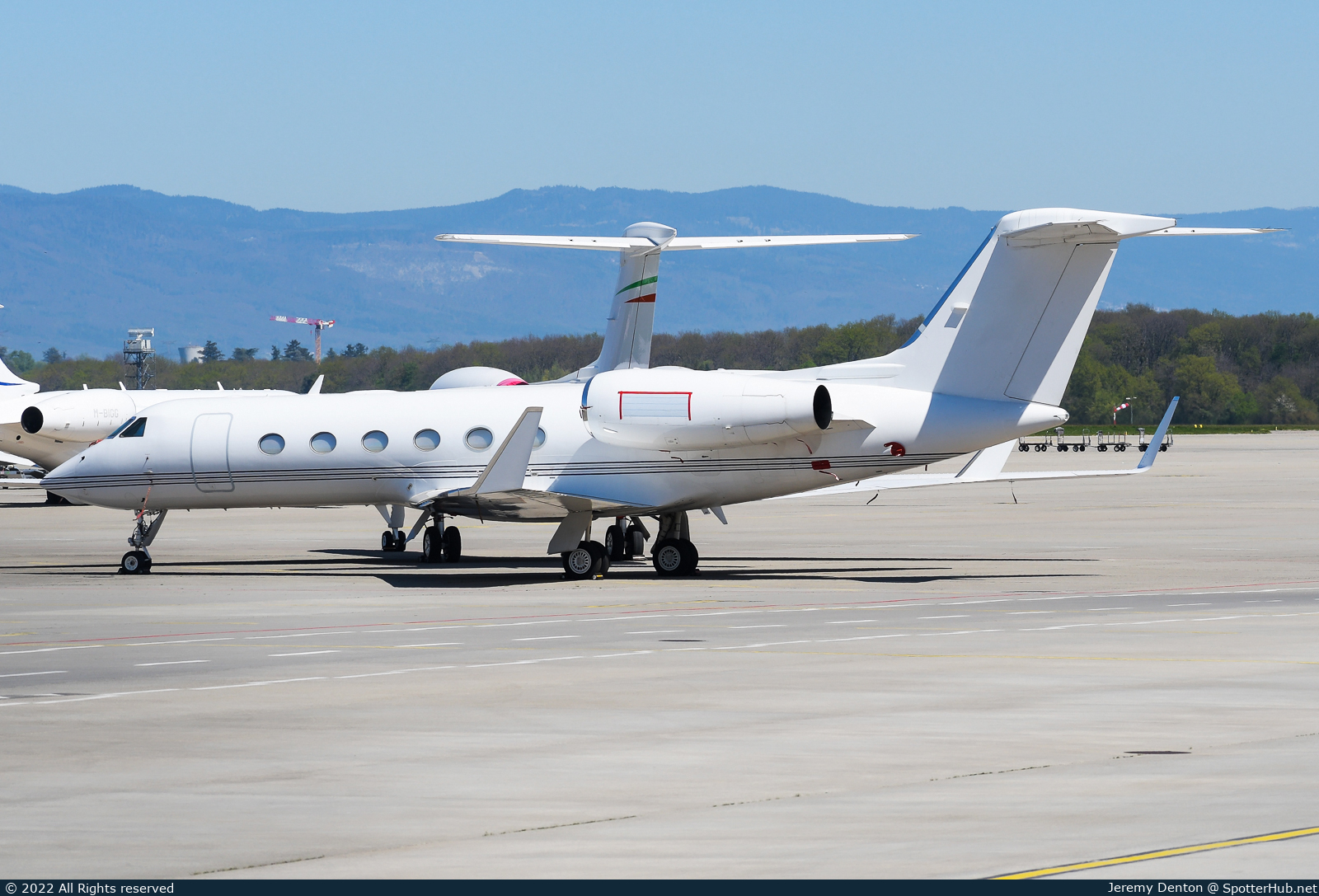 Photo of T7-GIV - Gulfstream GIV-X (G450) operated by Private