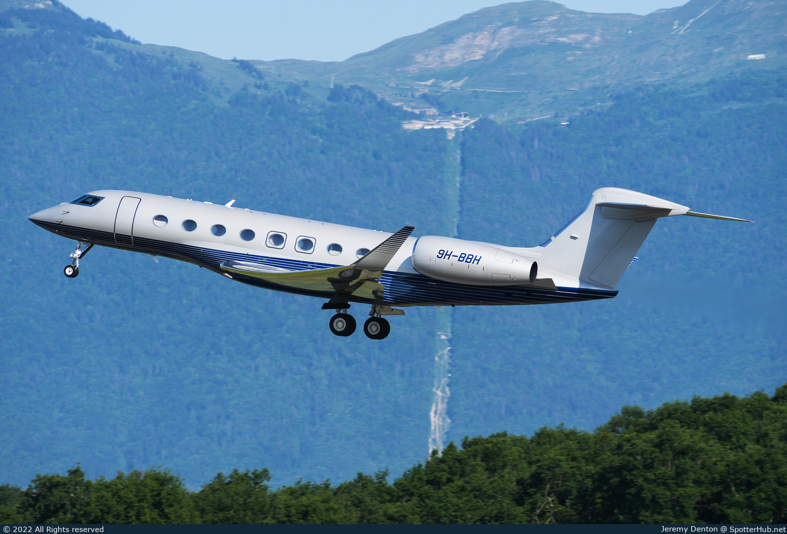 Photo of 9H-BBH - Gulfstream G650 operated by Elitavia Malta