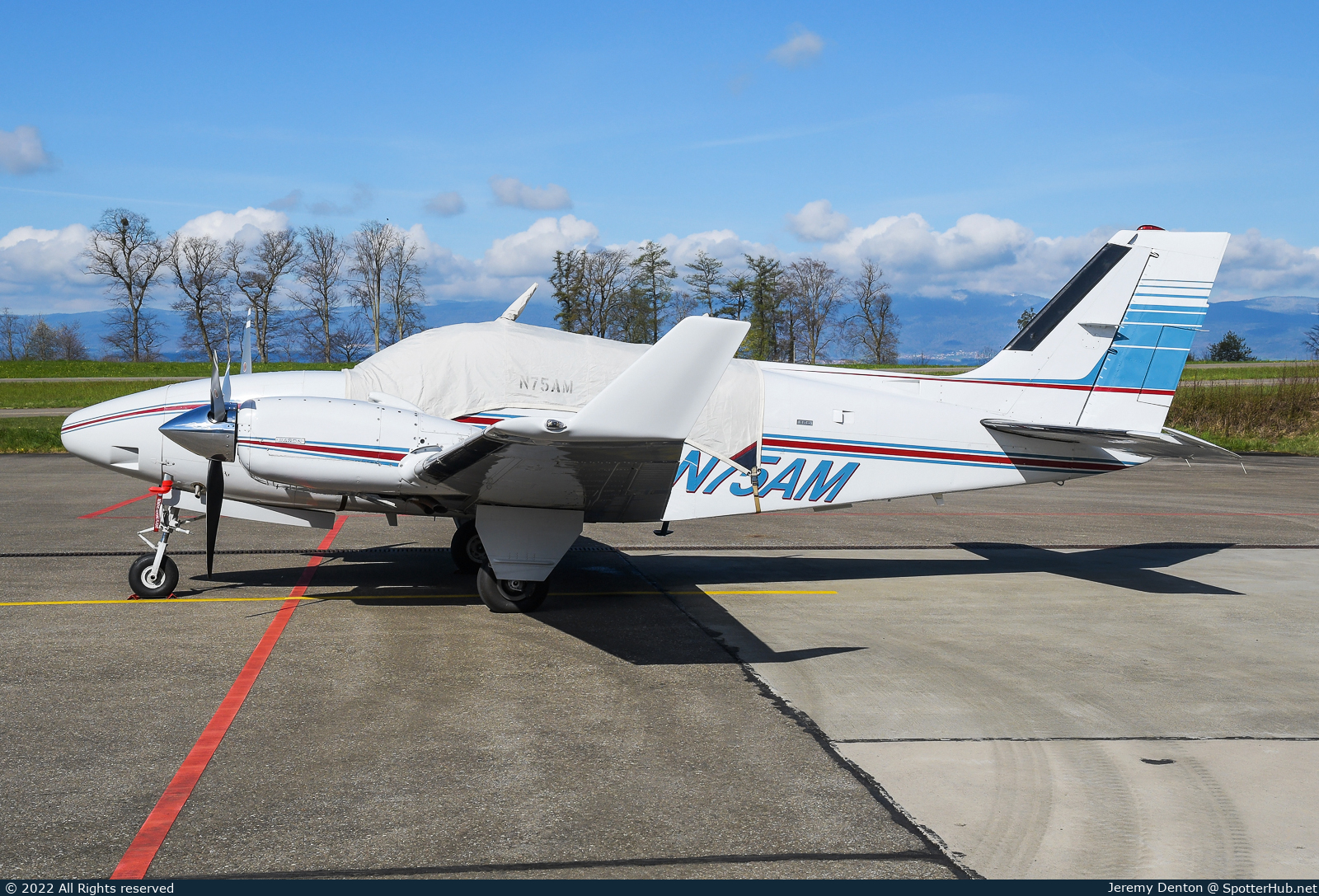 Photo of N75AM - Beechcraft E55 Baron operated by Private