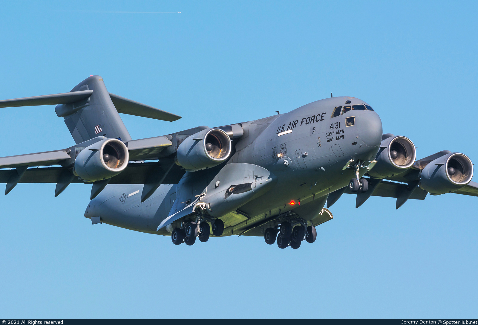 Photo of 04-4131 - Boeing C-17A Globemaster III operated by US Air Force