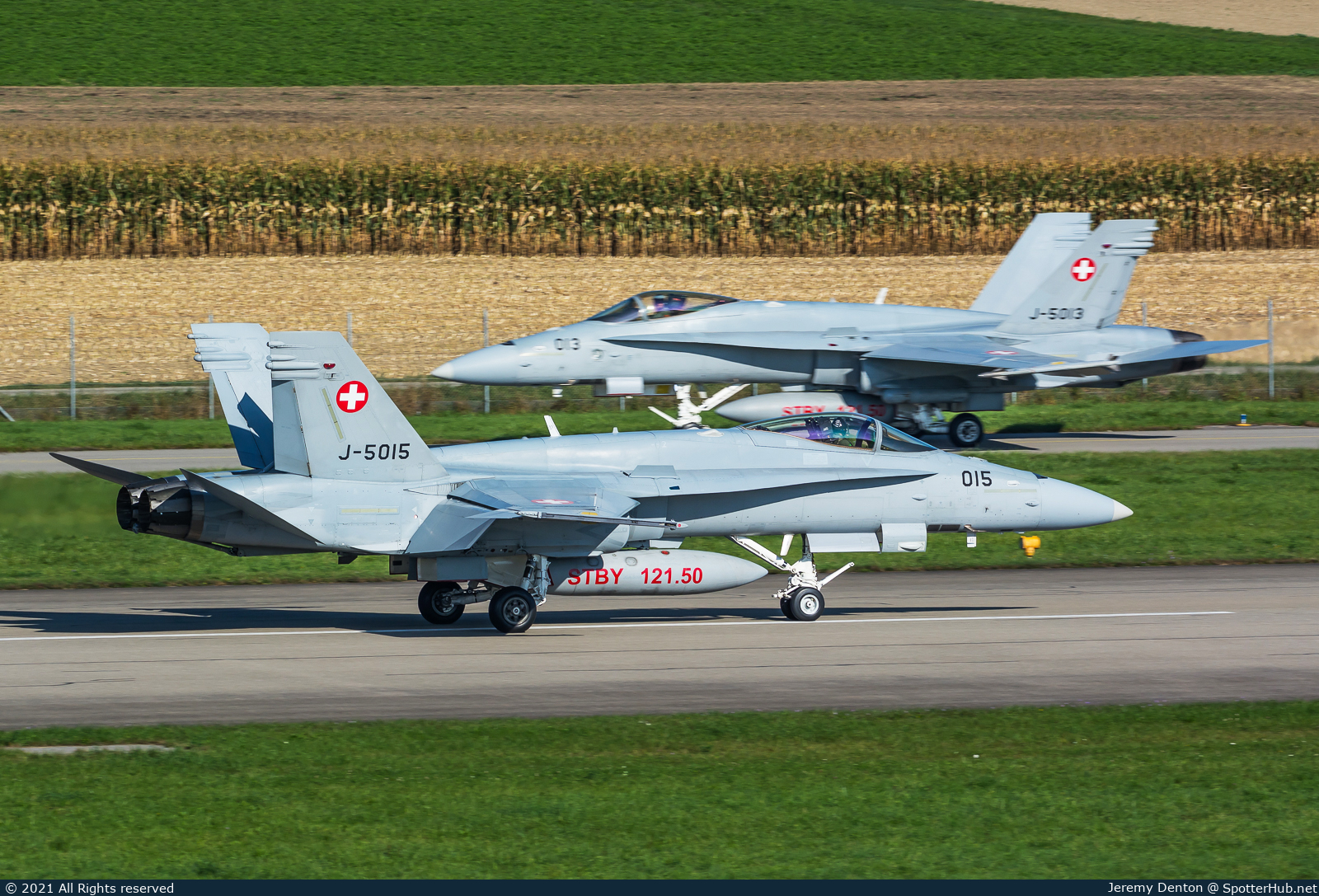 Photo of J-5015 - McDonnell Douglas F/A-18C Hornet operated by Swiss Air Force