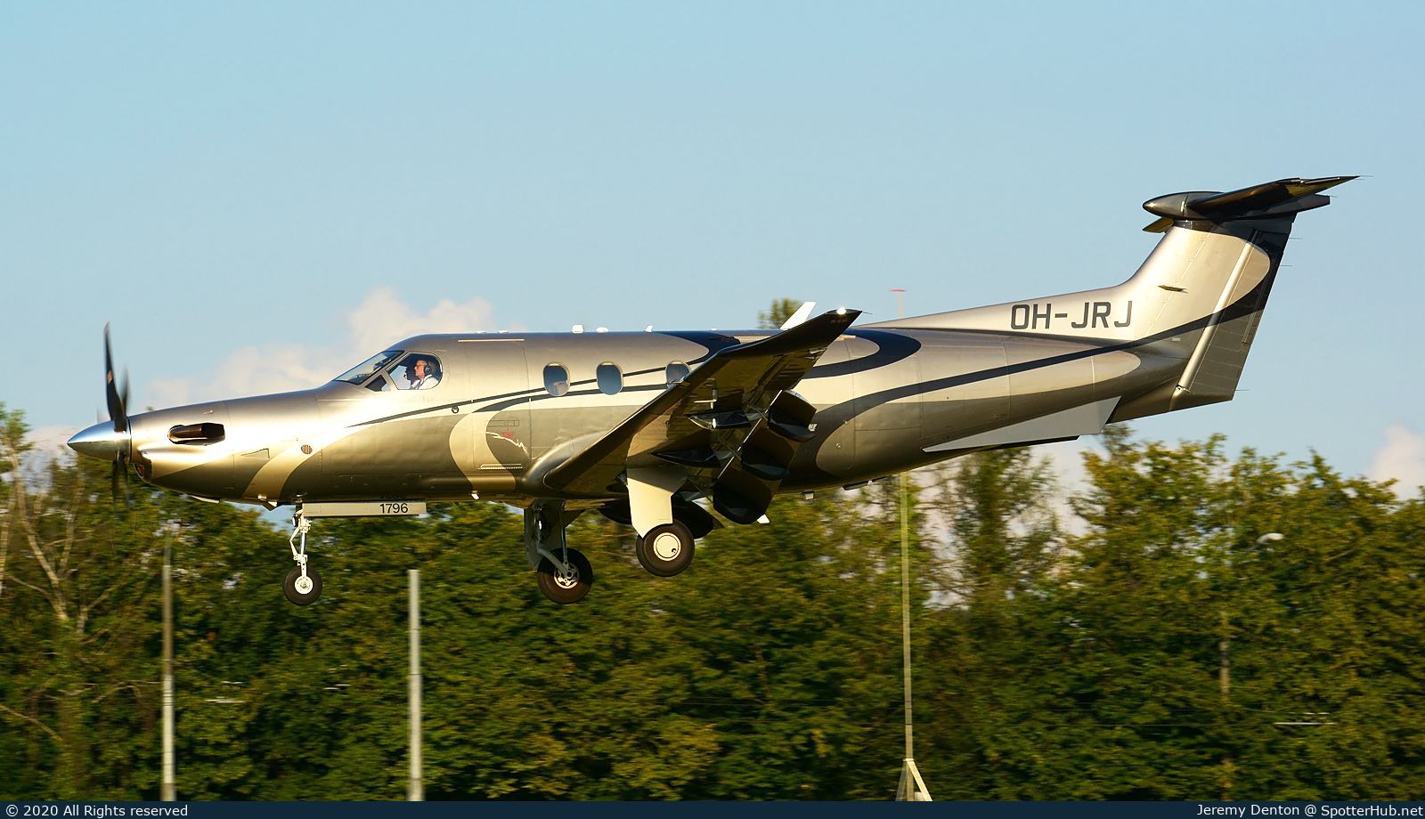Photo of OH-JRJ - Pilatus PC-12 NG operated by Fly 7 Executive Aviation