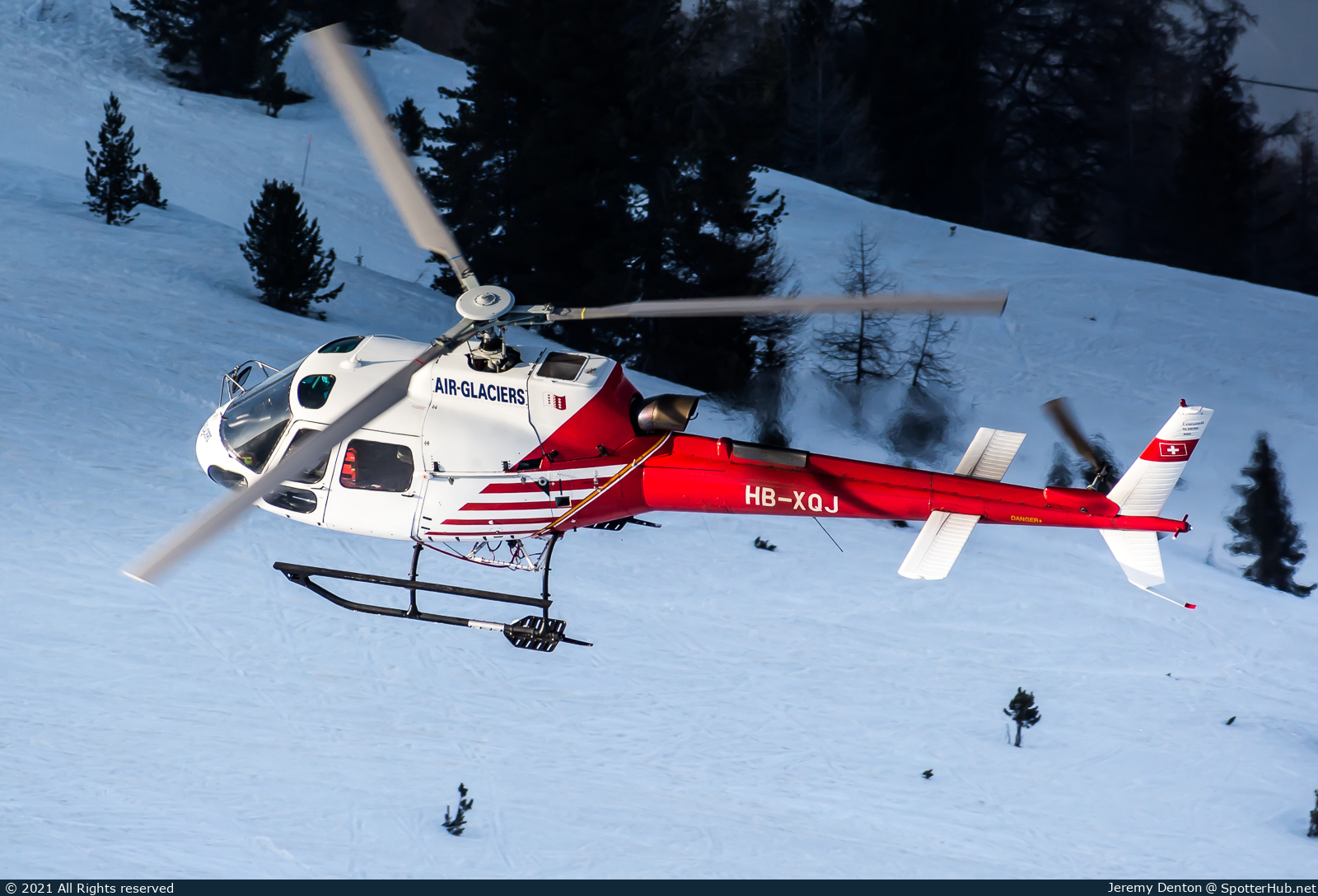 Photo of HB-XQJ - Aérospatiale AS350B3 Écureuil operated by Air Glaciers