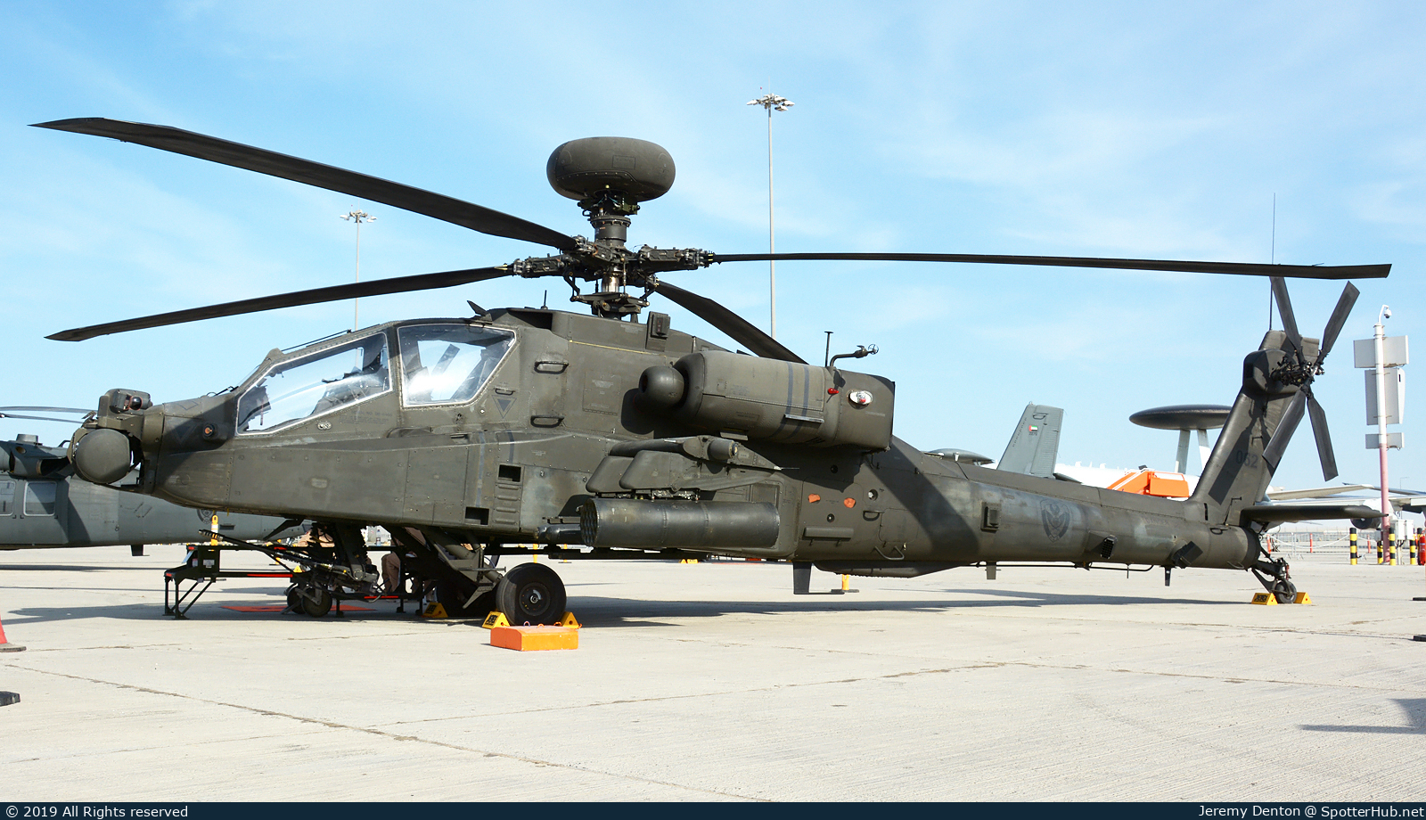 Photo of 062 - Boeing AH-64D Longbow Apache operated by United Arab Emirates Army