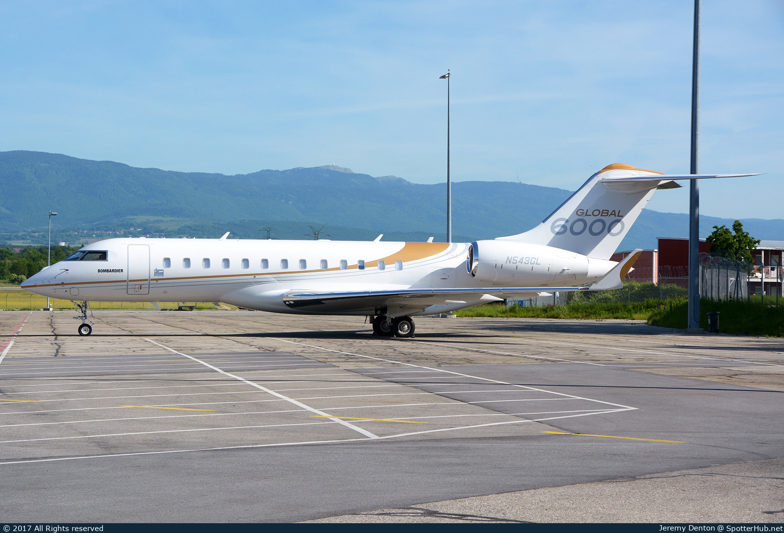 Photo of N543GL - Bombardier Global 6000 operated by Skechers USA
