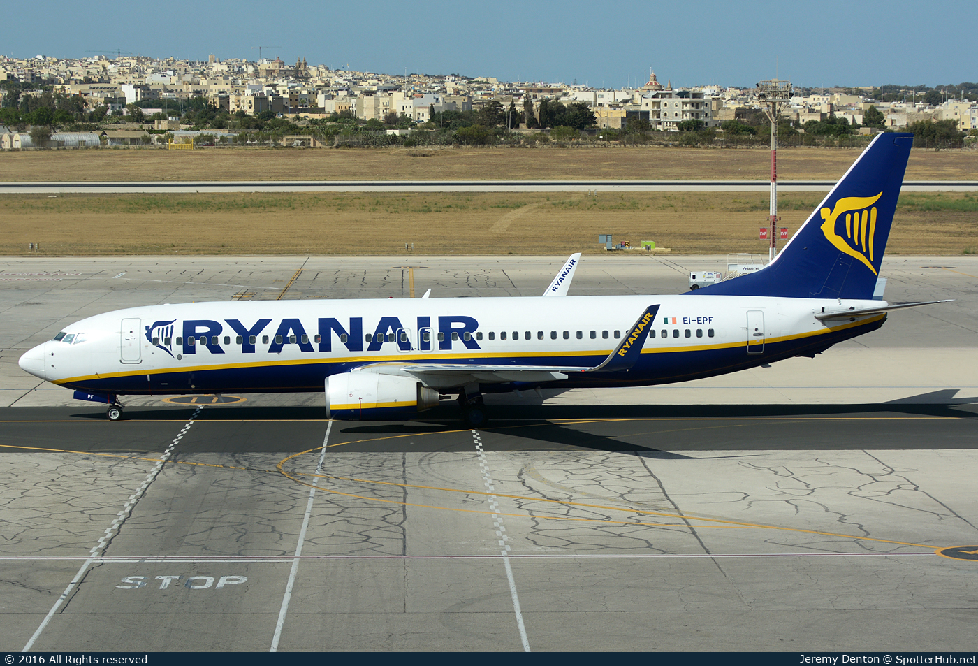 Photo of EI-EPF - Boeing 737-8AS at International