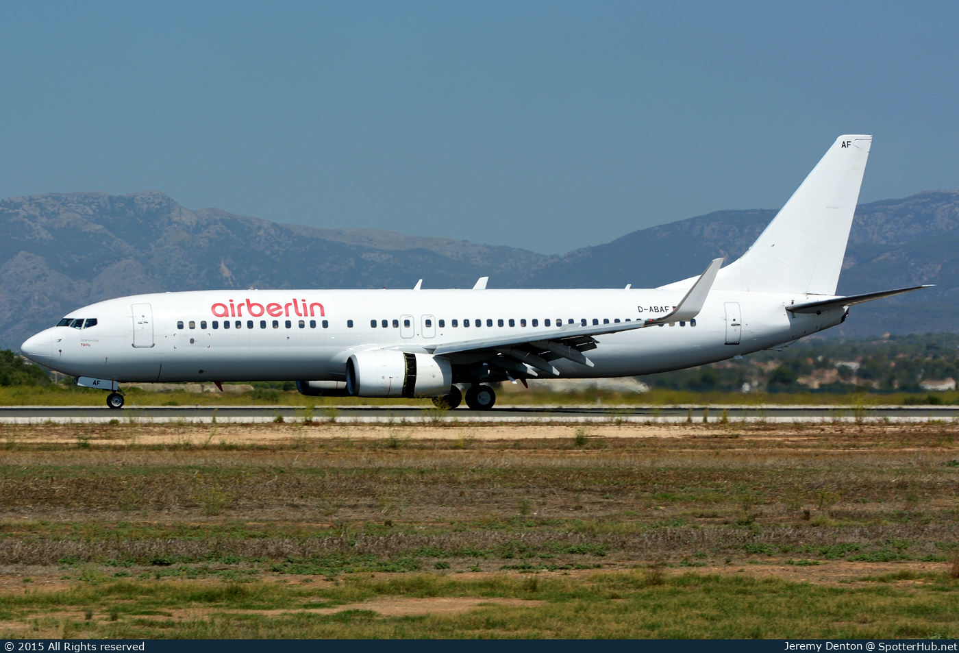 Photo of D-ABAF - Boeing 737-86J operated by Air Berlin
