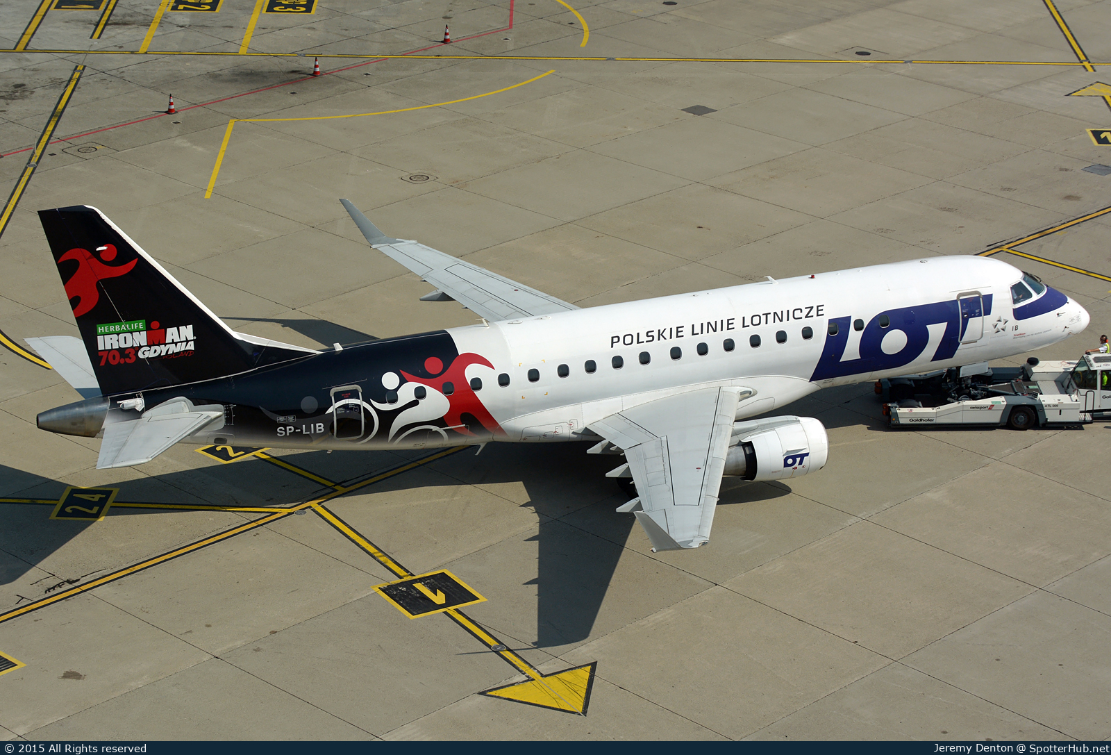 Photo of SP-LIB - Embraer ERJ-175STD operated by LOT Polish Airlines