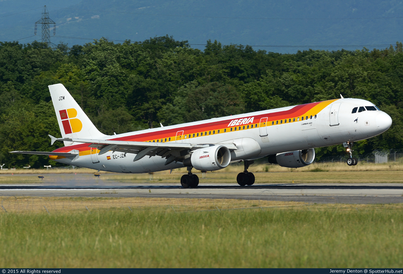 Photo of EC-JZM - Airbus A321-212 operated by Iberia