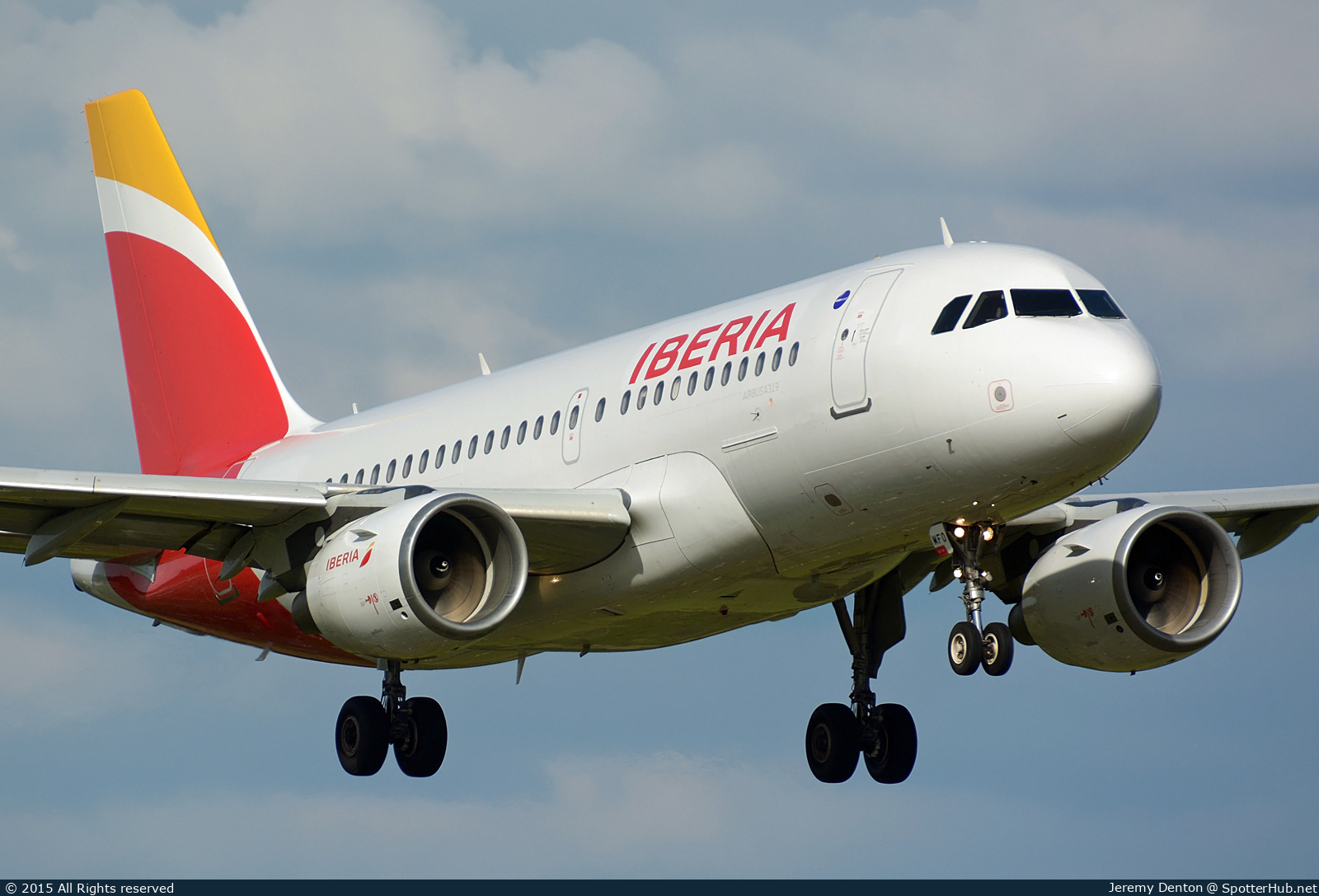 Photo of EC-MFO - Airbus A319-111 operated by Iberia