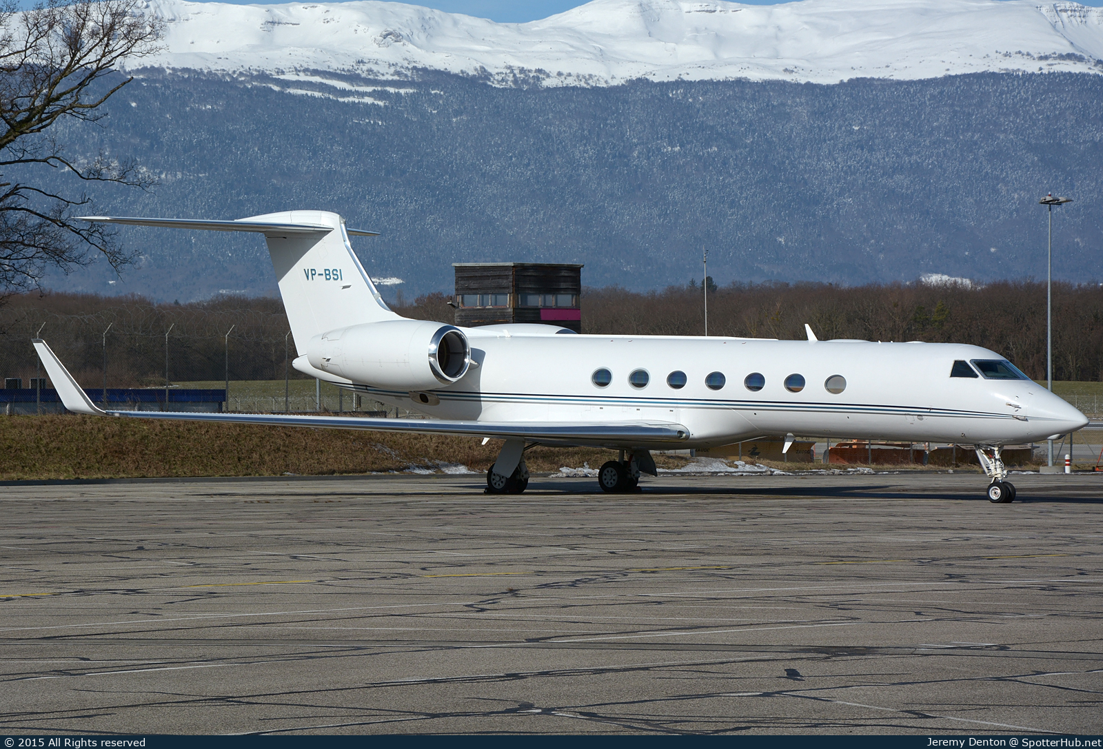 Photo of VP-BSI - Gulfstream GV-SP (G550) operated by Private