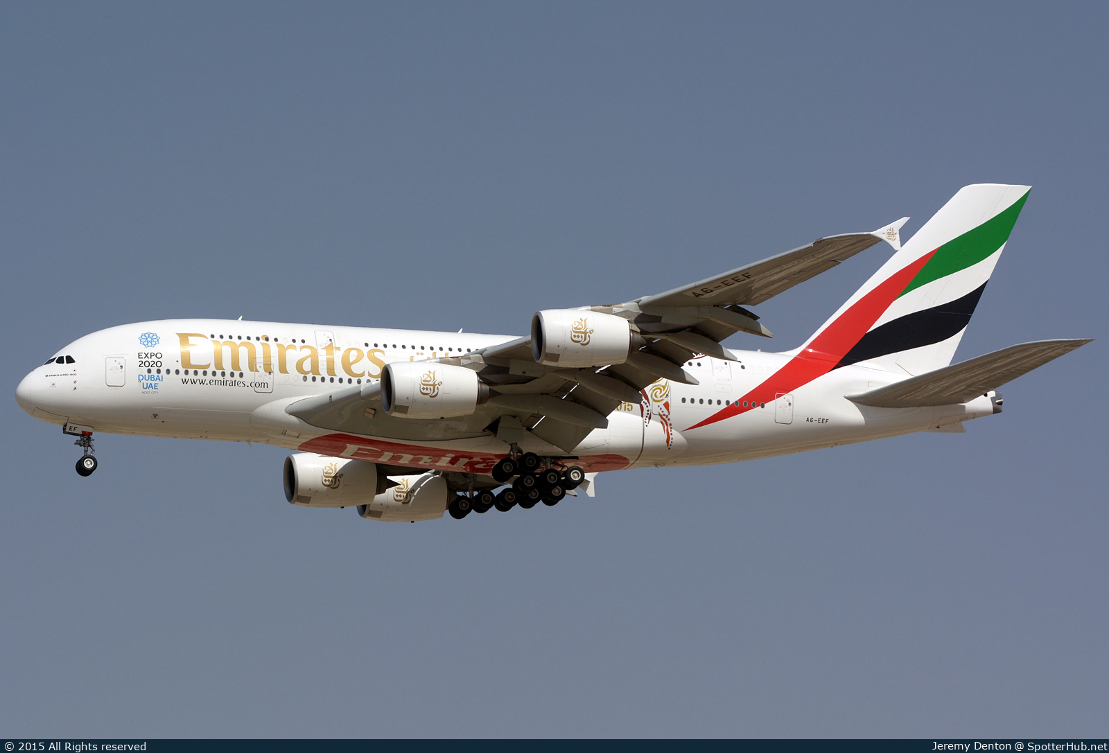 Photo of A6-EEF - Airbus A380-861 operated by Emirates