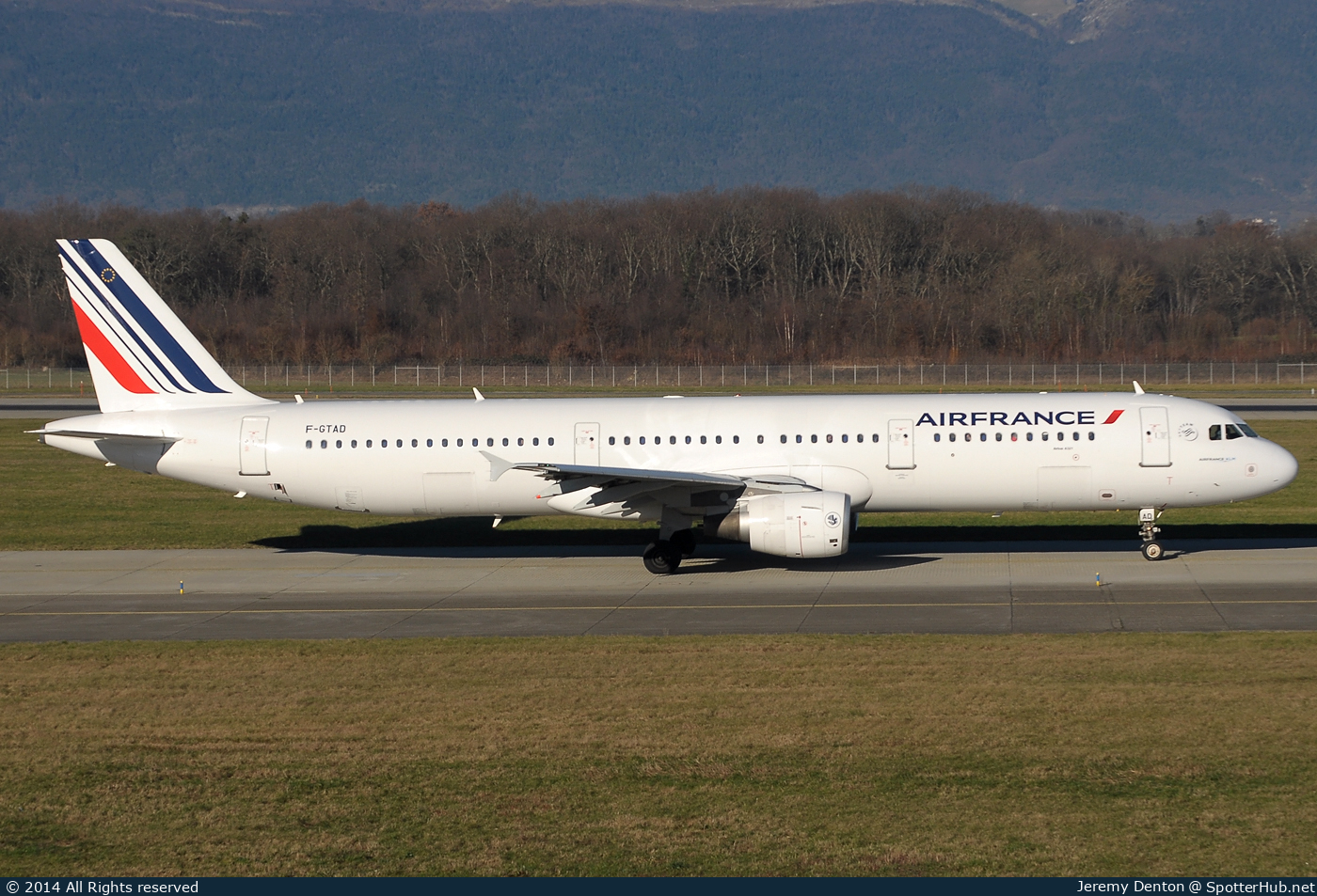 Photo of F-GTAD - Airbus A321-212 operated by Air France