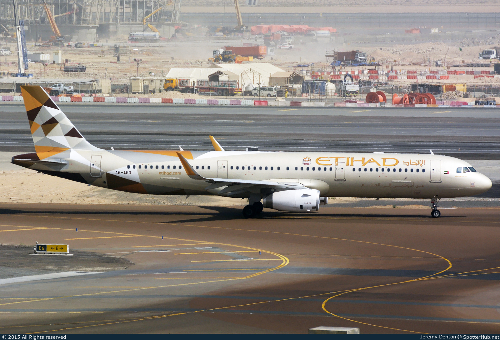 Photo of A6-AED - Airbus A321-232 operated by Etihad Airways