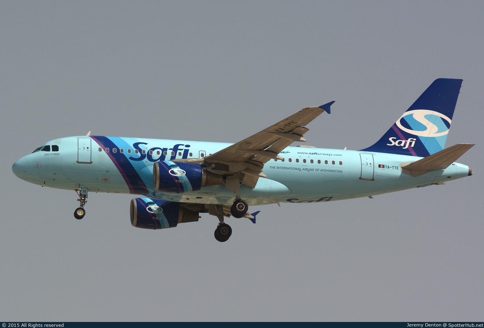 Photo of YA-TTE - Airbus A319-112 operated by Safi Airways