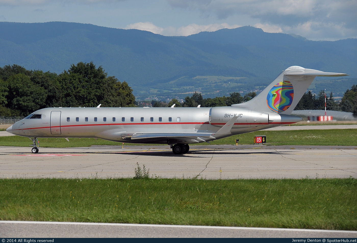 Photo of 9H-VJC - Bombardier Global 6000 operated by VistaJet