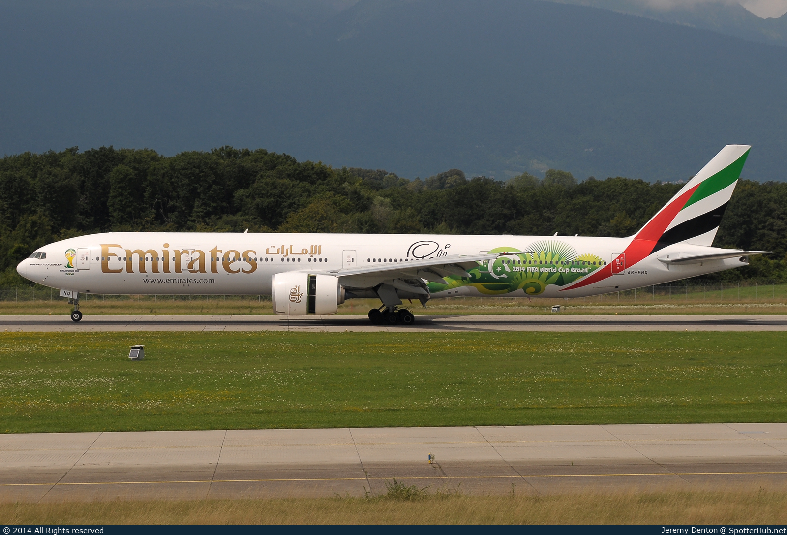 Photo of A6-ENQ - Boeing 777-31H(ER) operated by Emirates