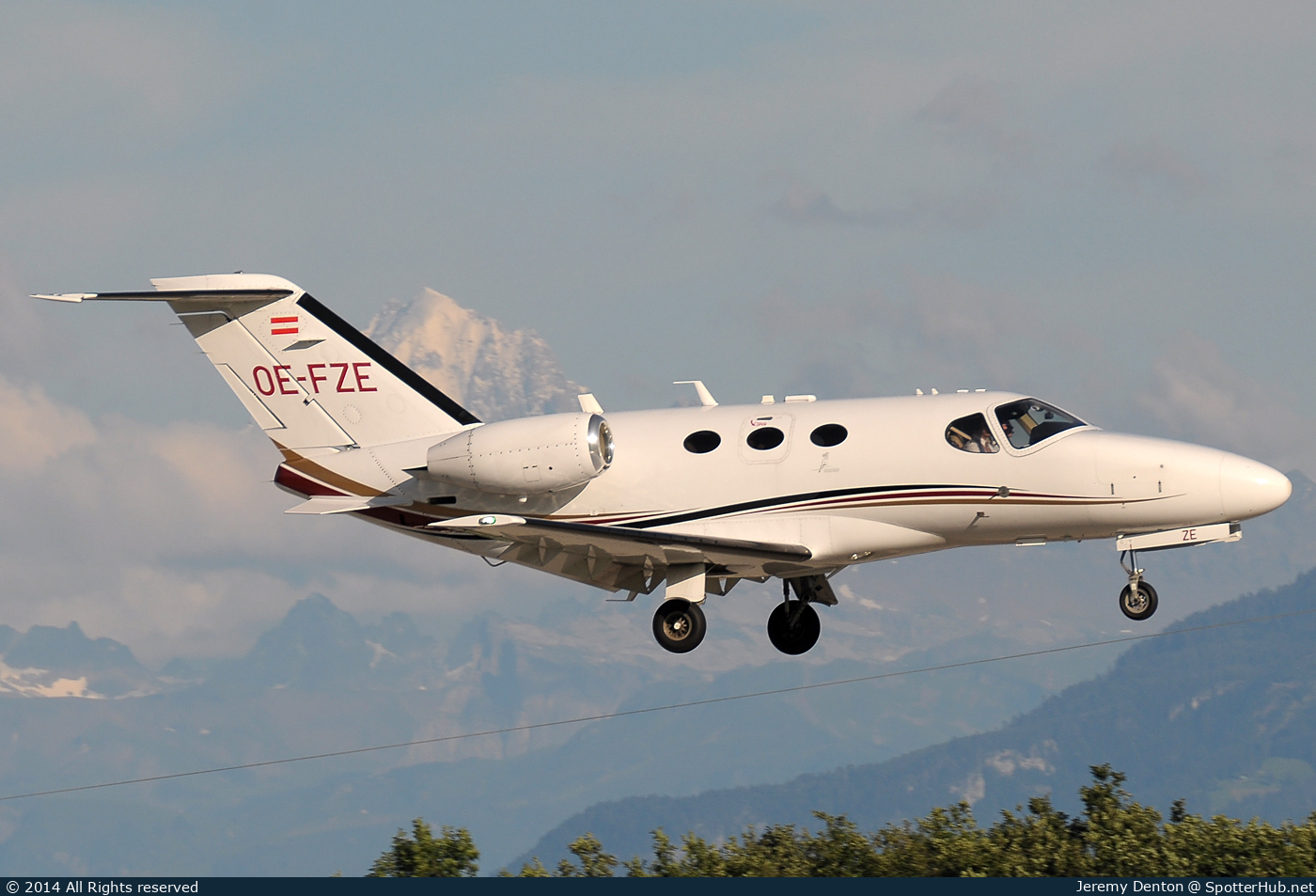 Photo of OE-FZE - Cessna 510 Citation Mustang operated by GlobeAir
