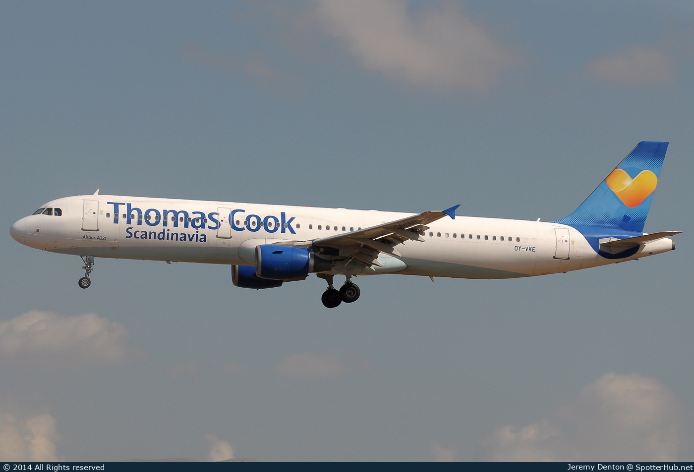 Photo of OY-VKE - Airbus A321-211 operated by Thomas Cook Airlines Scandinavia