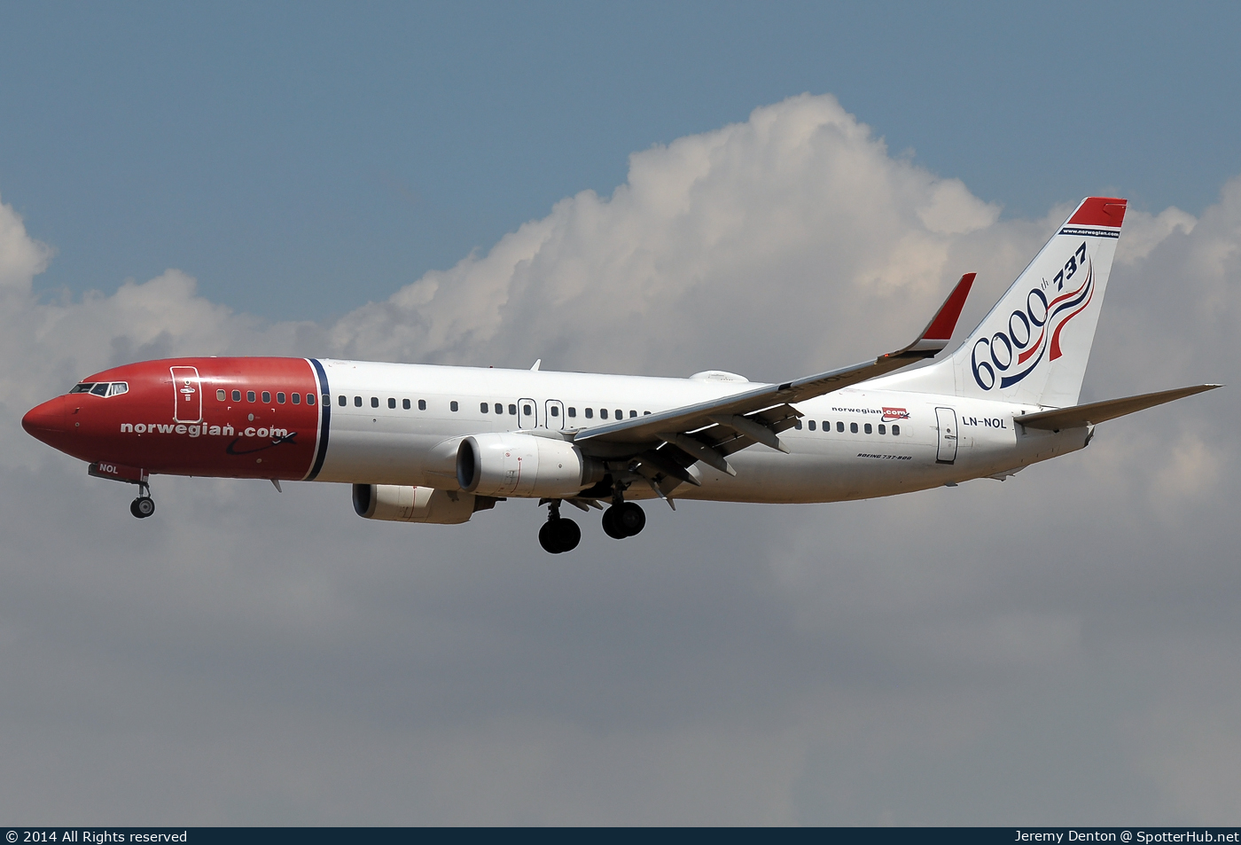 Photo of LN-NOL - Boeing 737-8Q8 operated by Norwegian Air Shuttle