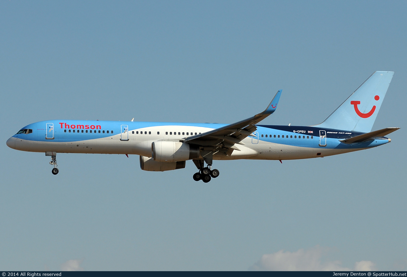 Photo of G-CPEU - Boeing 757-236 operated by Thomson Airways