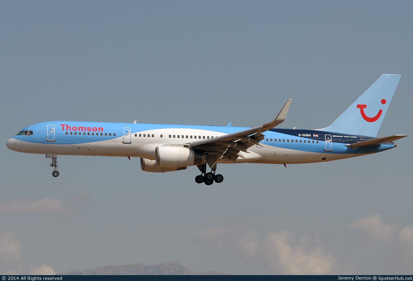 Photo of G-OOBH - Boeing 757-236 operated by Thomson Airways