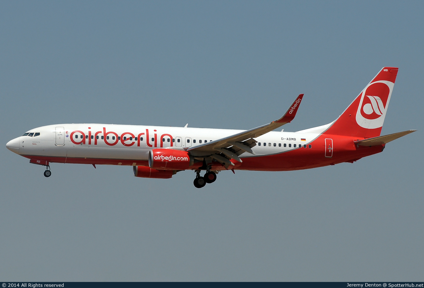 Photo of D-ABMB - Boeing 737-86J operated by Air Berlin
