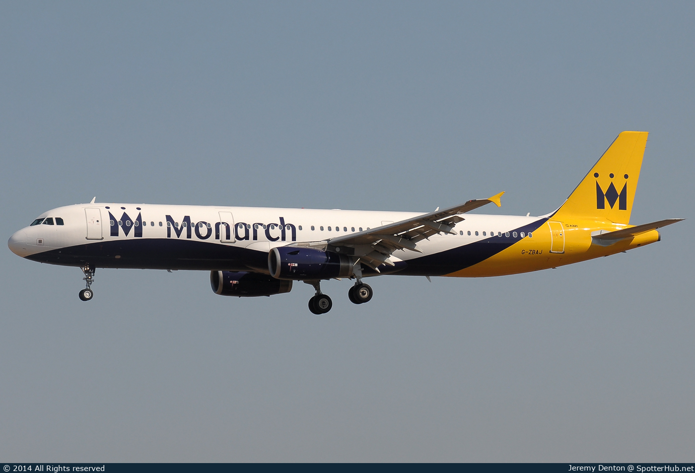 Photo of G-ZBAJ - Airbus A321-231 operated by Monarch Airlines