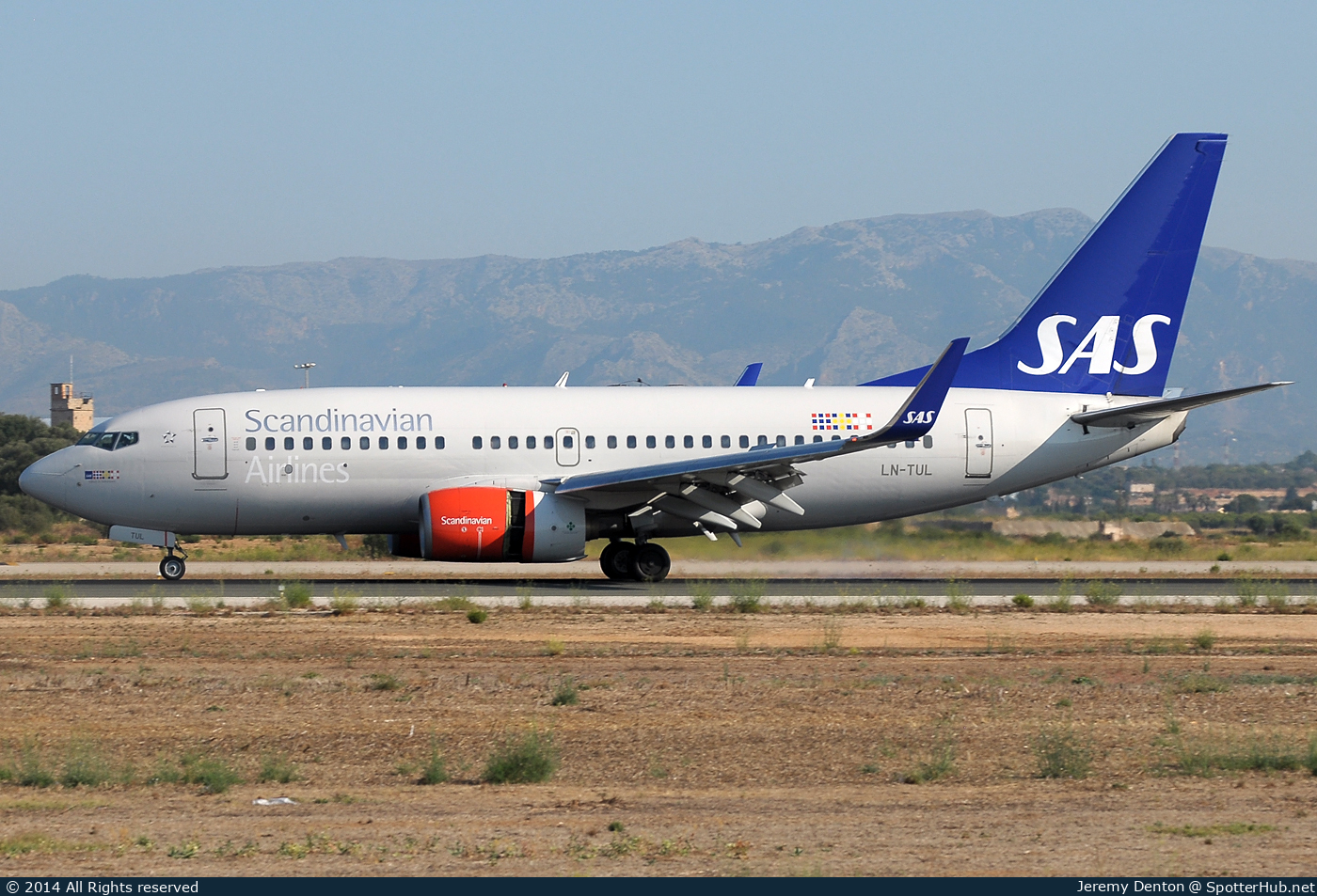 Photo of LN-TUL - Boeing 737-705 operated by SAS Scandinavian Airlines
