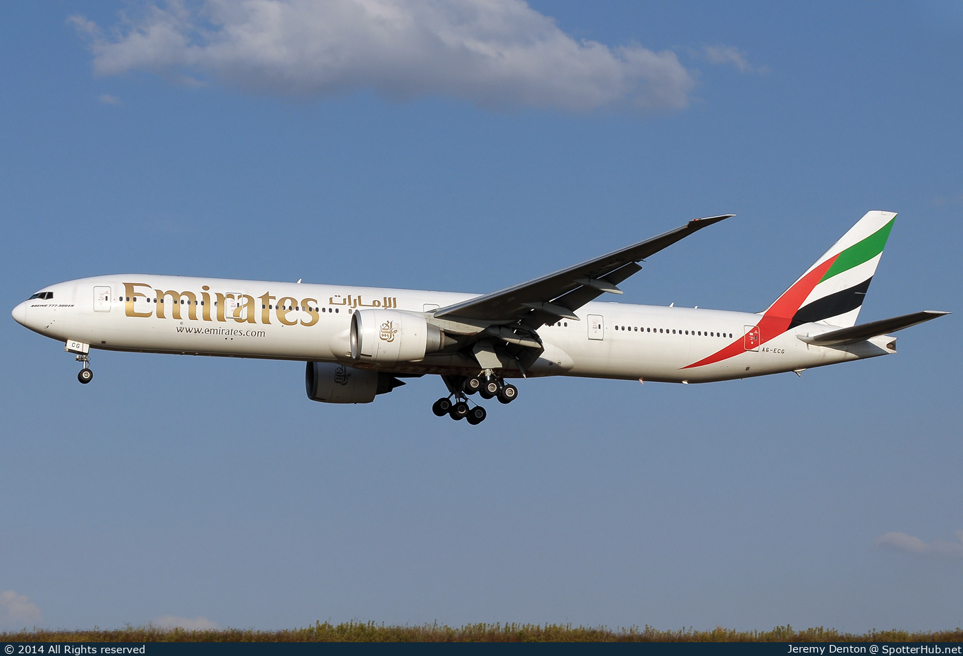 Photo of A6-ECG - Boeing 777-31H(ER) operated by Emirates