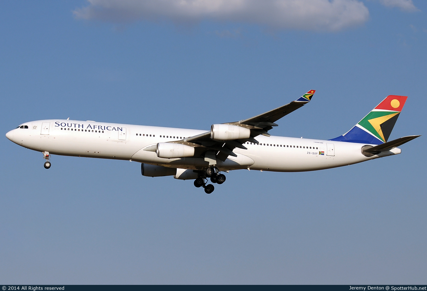 Photo of ZS-SXF - Airbus A340-313 operated by South African Airways