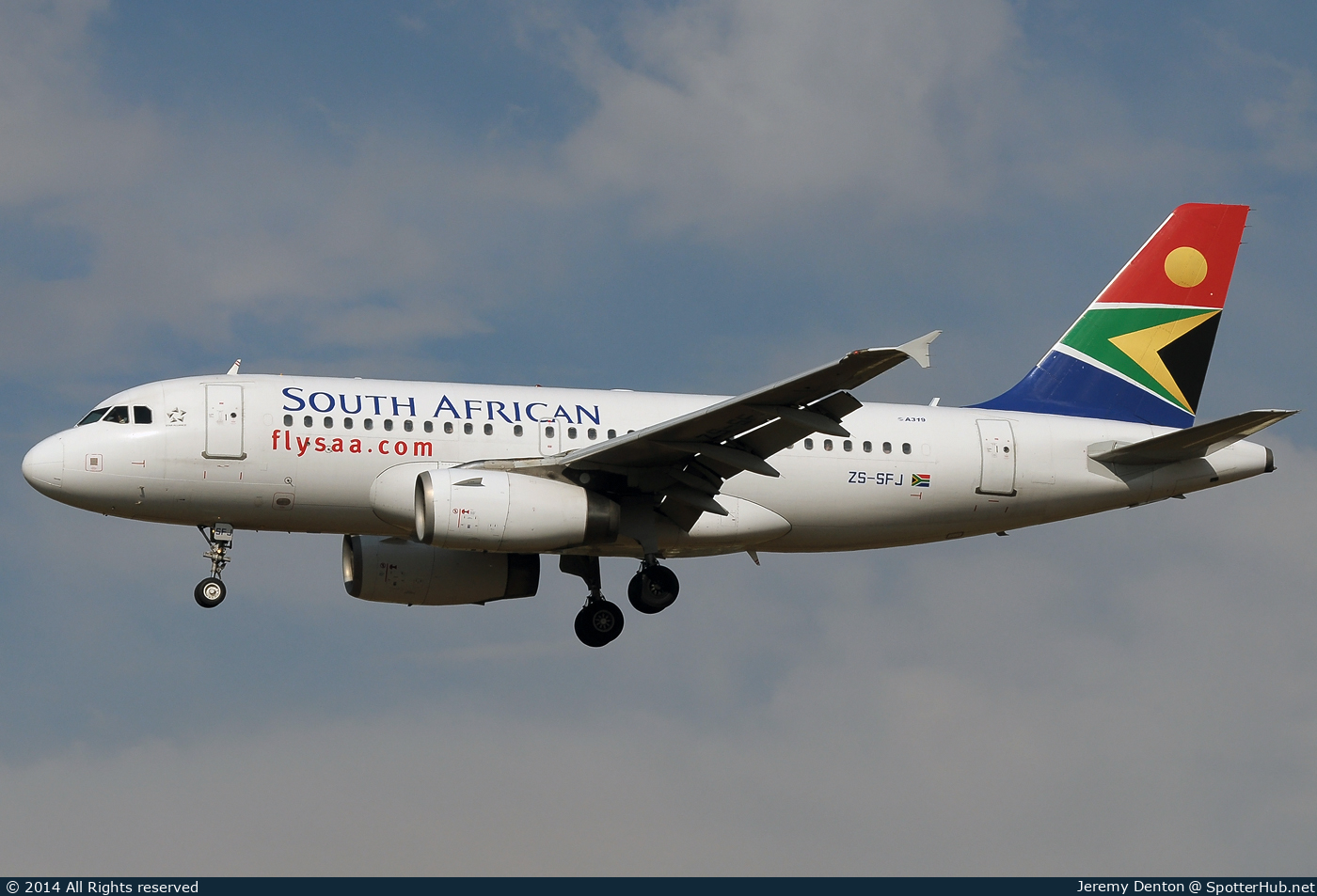 Photo of ZS-SFJ - Airbus A319-131 operated by South African Airways