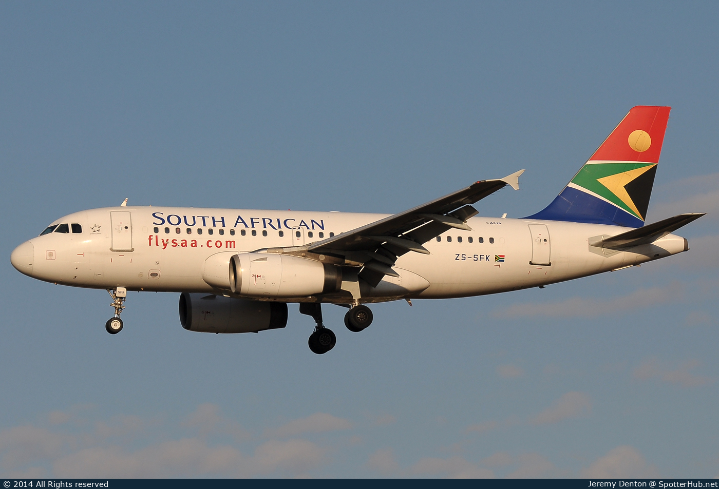 Photo of ZS-SFK - Airbus A319-131 operated by South African Airways