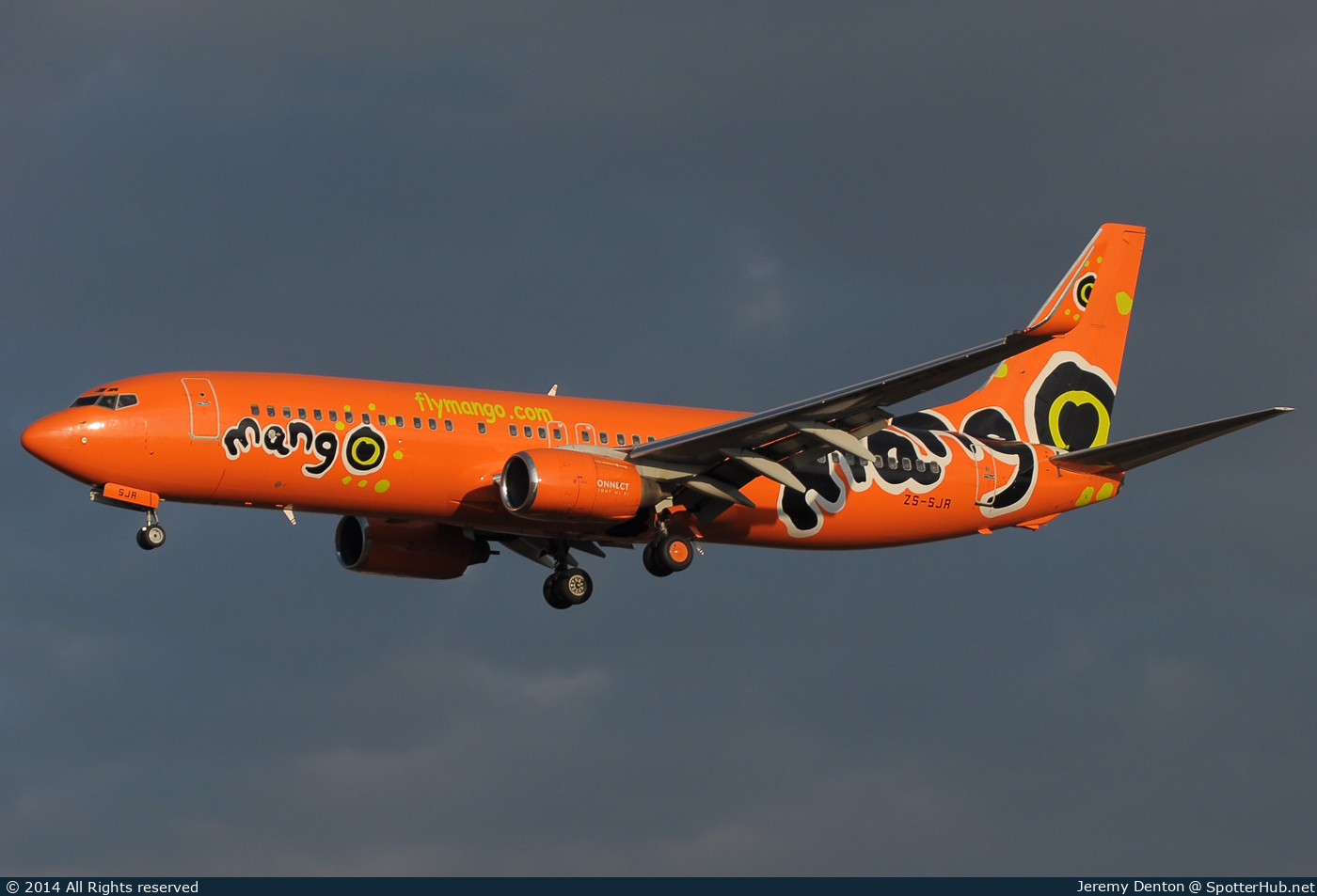 Photo of ZS-SJR - Boeing 737-844 operated by Mango