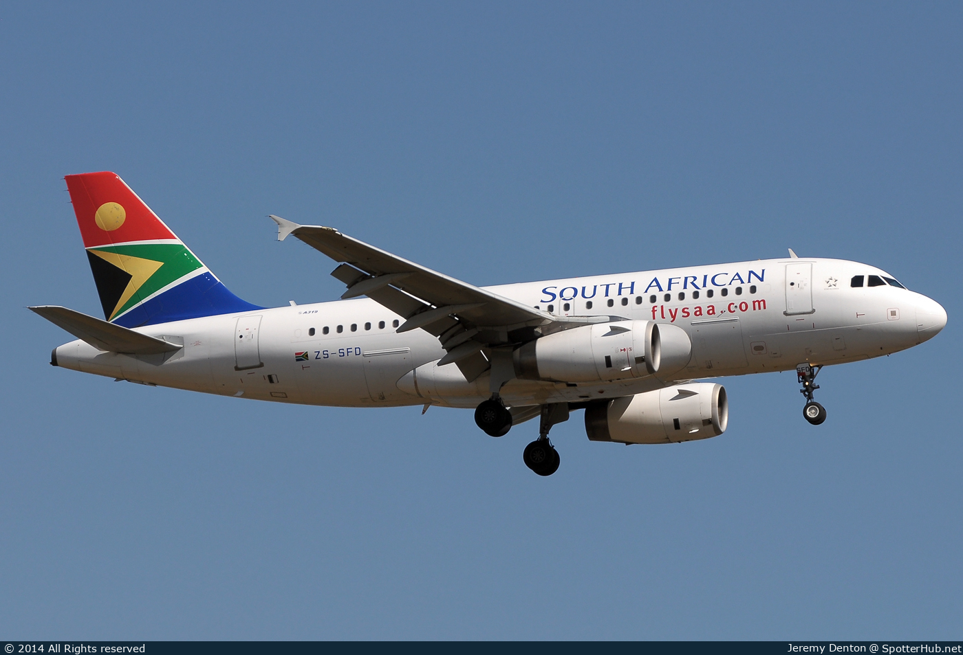 Photo of ZS-SFD - Airbus A319-131 operated by South African Airways
