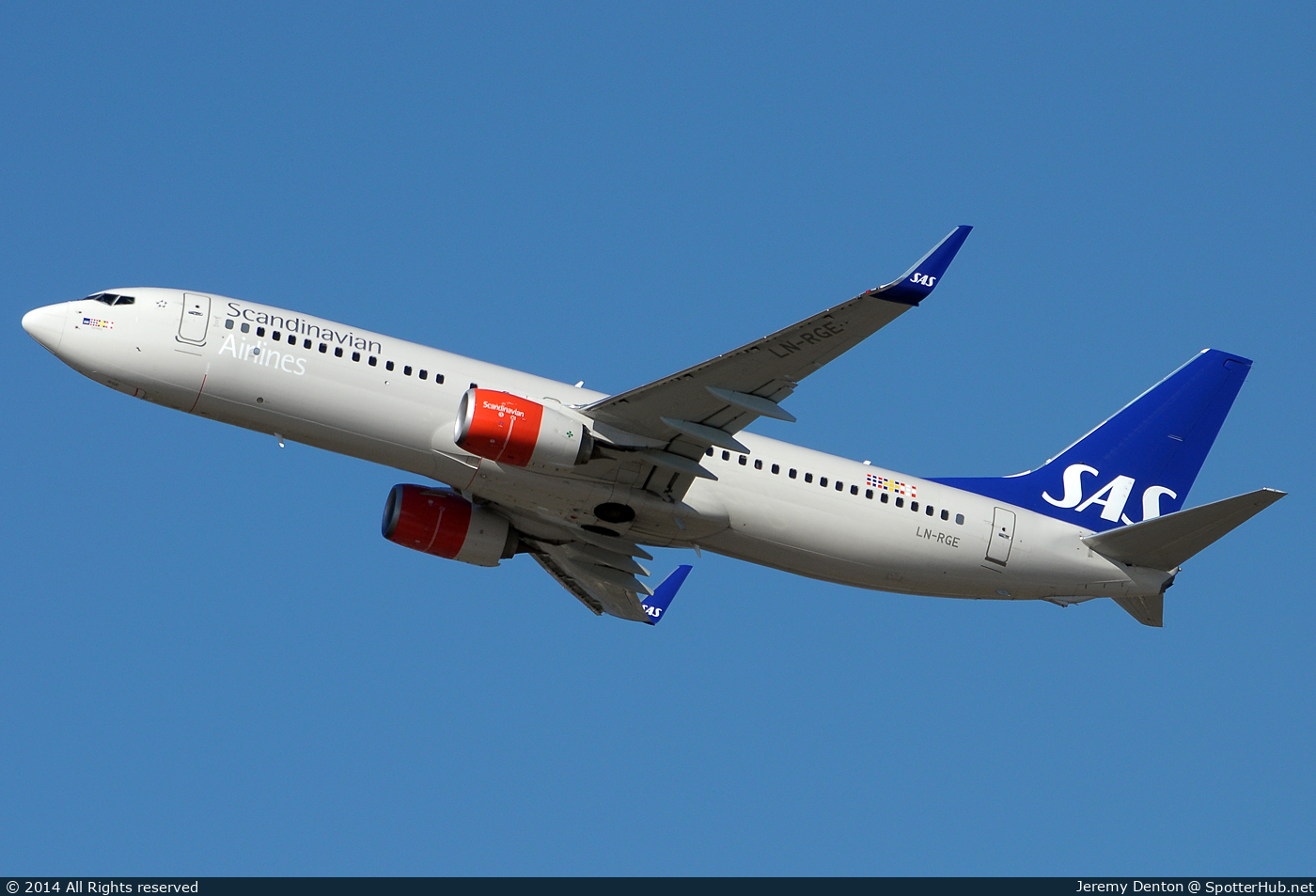 Photo of LN-RGE - Boeing 737-86N operated by SAS Scandinavian Airlines
