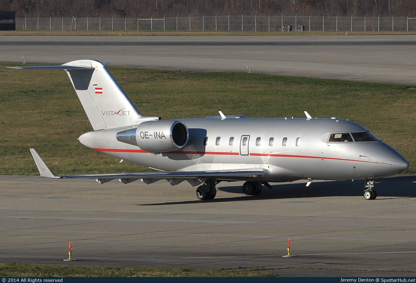 Photo of OE-INA - Bombardier Challenger 605 operated by VistaJet