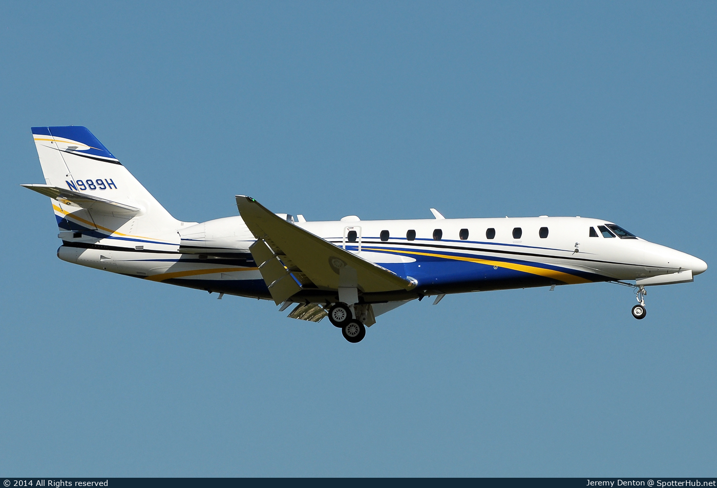 Photo of N989H - Cessna 680 Citation Sovereign+ operated by Private