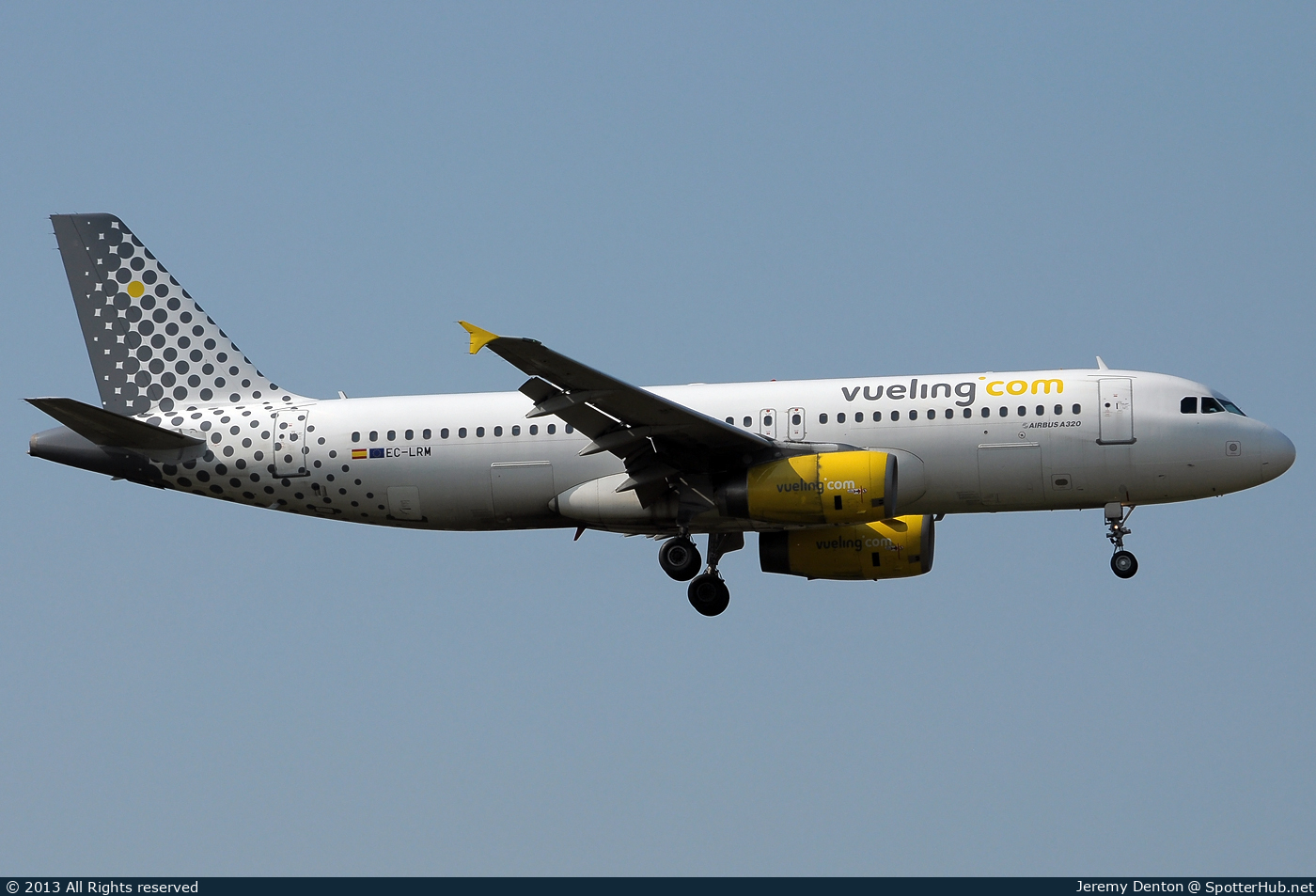 Photo of EC-LRM - Airbus A320-232 operated by Gowair