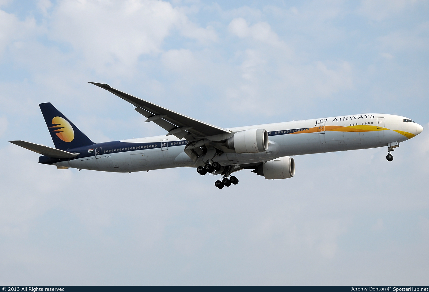 Photo of VT-JEK - Boeing 777-35R(ER) operated by Jet Airways
