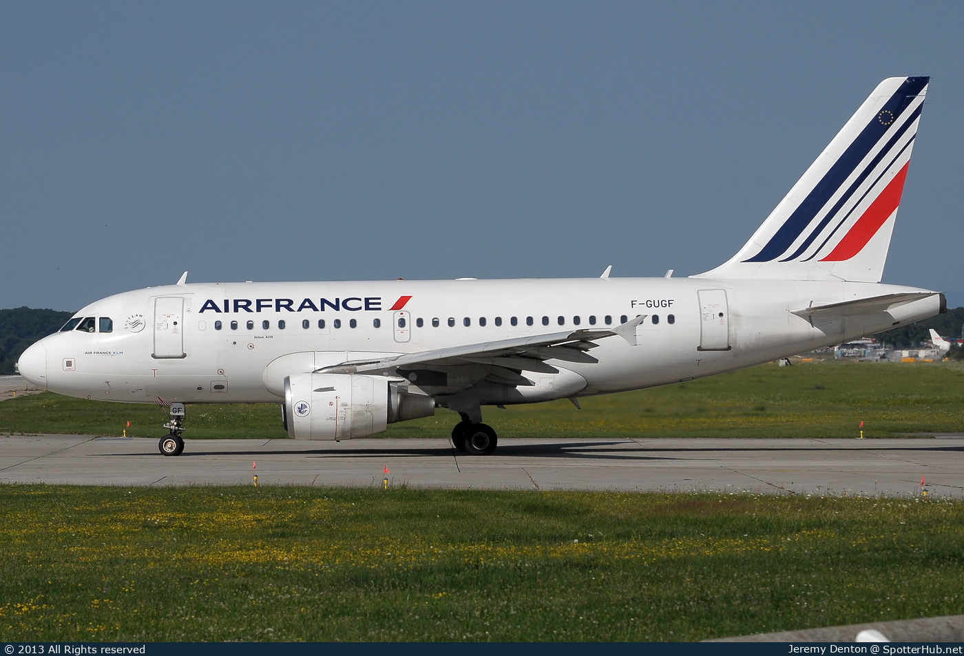 Photo of F-GUGF - Airbus A318-111 operated by Air France
