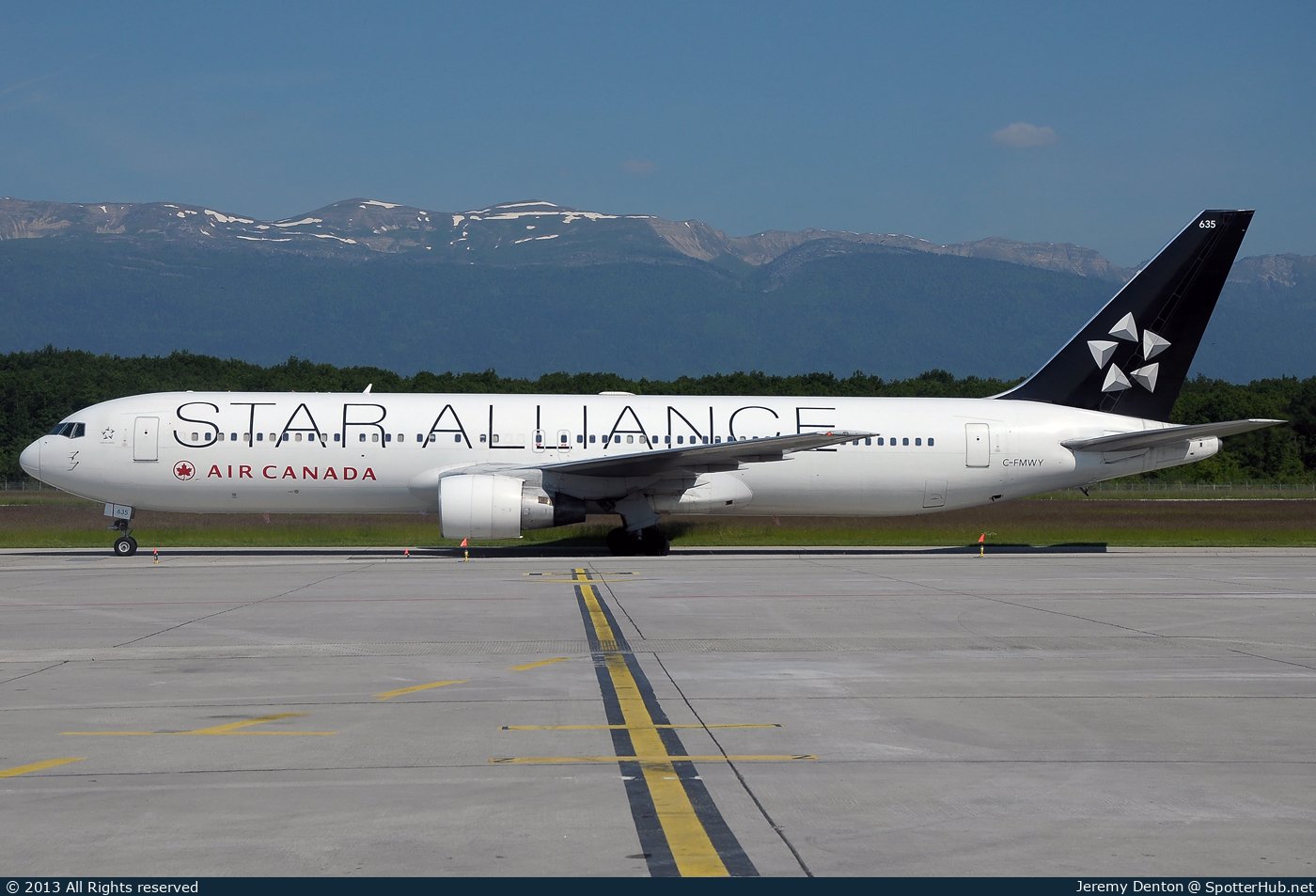 Photo of C-FMWY - Boeing 767-333(ER) operated by Air Canada