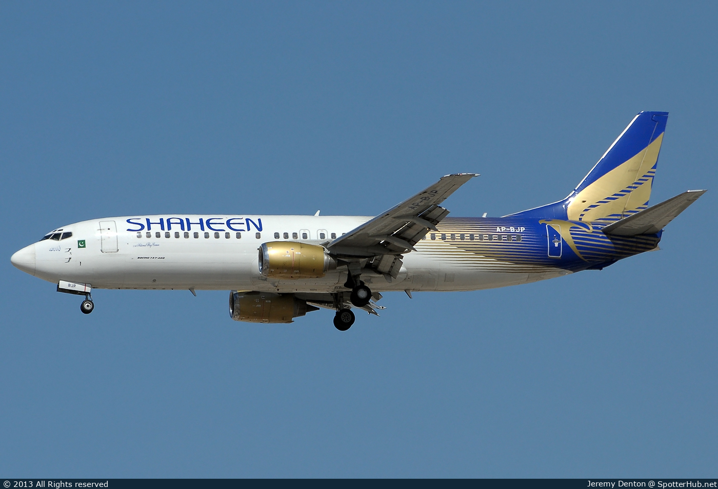 Photo of AP-BJP - Boeing 737-4H6 operated by Shaheen Air