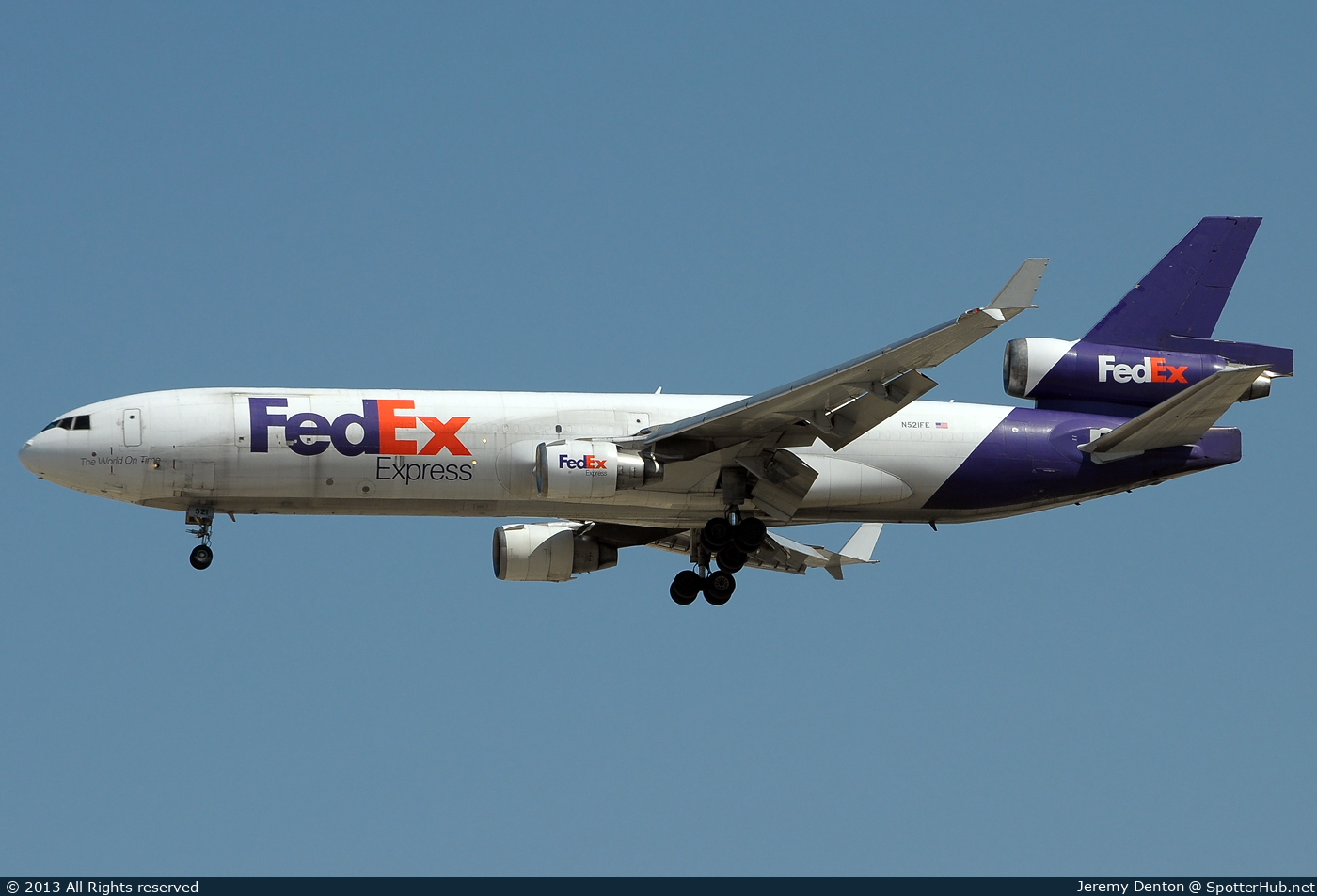 Photo of N521FE - McDonnell Douglas MD-11(F) operated by FedEx