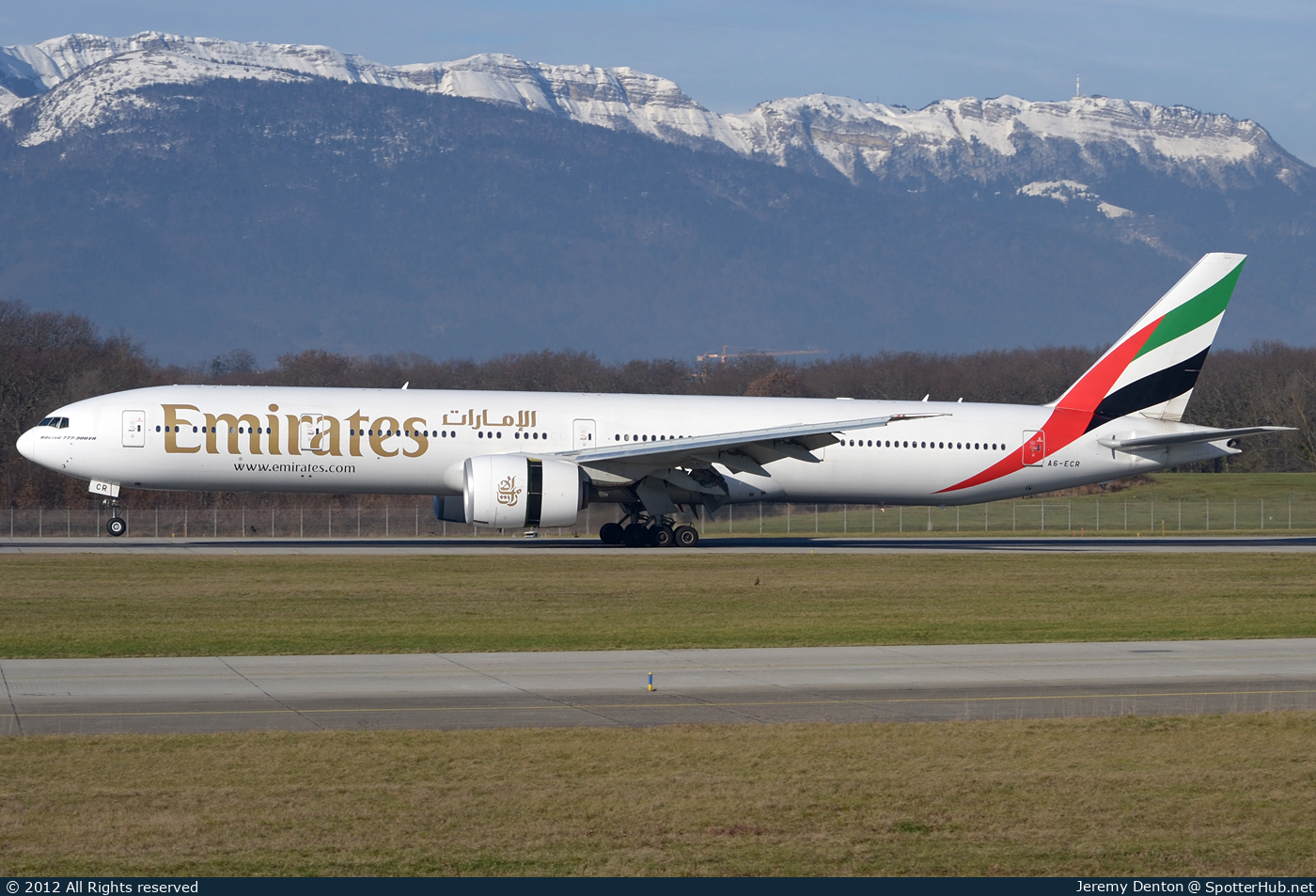 Photo of A6-ECR - Boeing 777-31H(ER) operated by Emirates