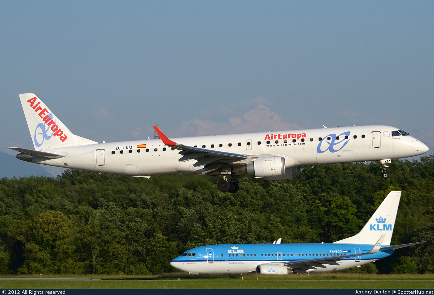 Photo of EC-LKM - Embraer ERJ-195LR operated by Air Europa