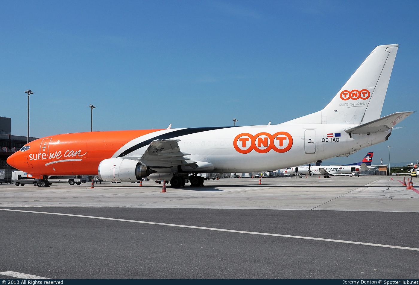 Photo of OE-IAQ - Boeing 737-4M0(BDSF) operated by TNT Airways