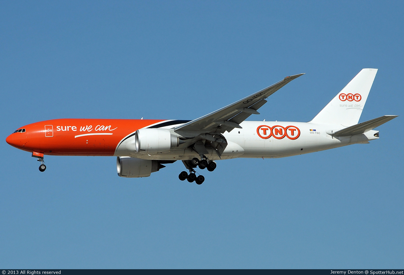 Photo of OO-TSC - Boeing 777-FHT operated by TNT Airways