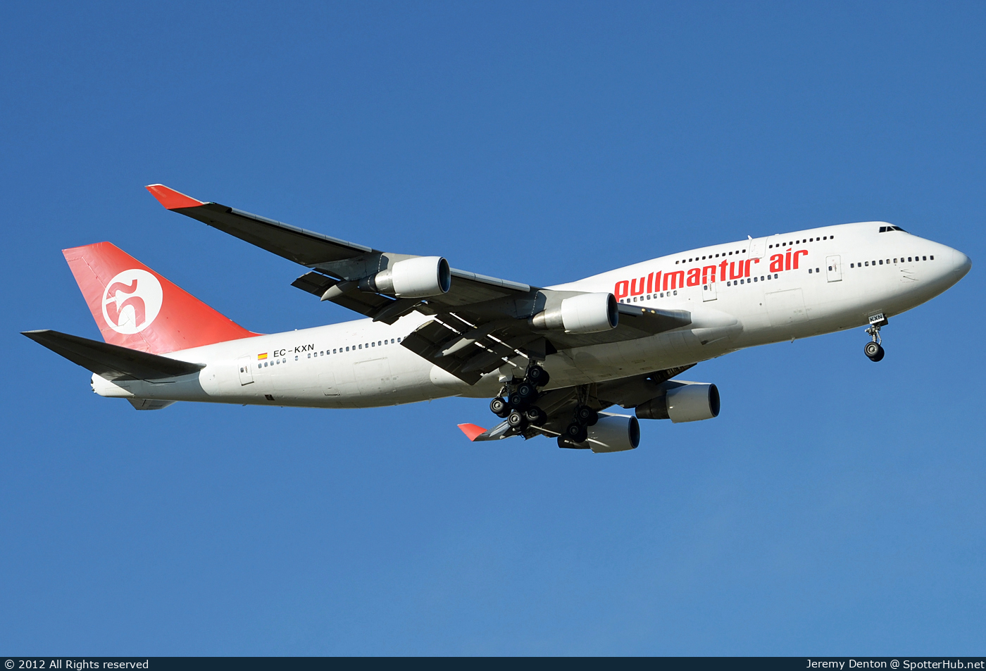 Photo of EC-KXN - Boeing 747-4H6 operated by Pullmantur Air