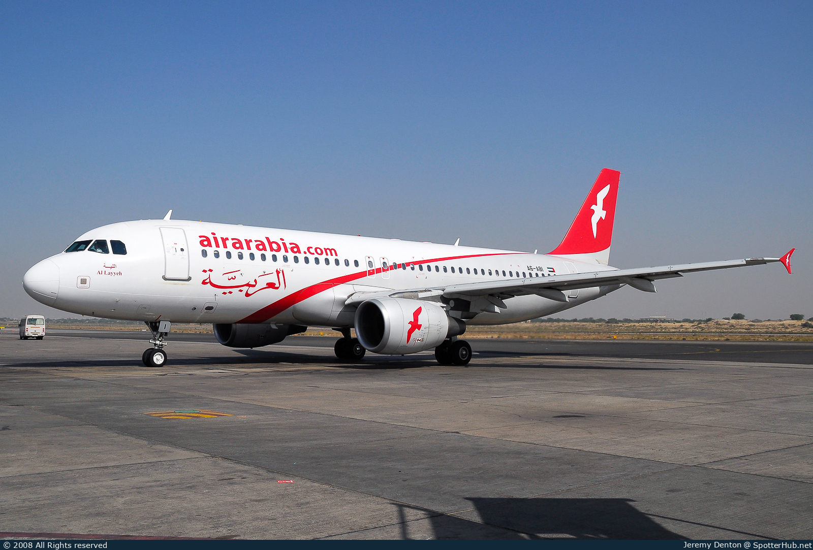 Photo of A6-ABI - Airbus A320-214 operated by Air Arabia